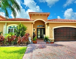 Pre-foreclosure in  HOULTON CIR Lake Worth, FL 33467