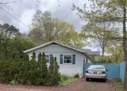 Pre-foreclosure in  NELSON PL Mastic, NY 11950