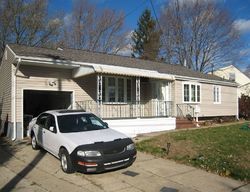 Pre-foreclosure in  PERRY ST Brentwood, NY 11717