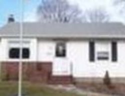 Pre-foreclosure in  BURR AVE Kings Park, NY 11754
