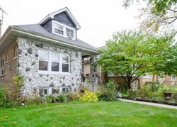 Pre-foreclosure in  N ROCKWELL ST Chicago, IL 60645