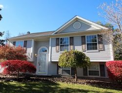 Pre-foreclosure Listing in EAGLES ROOST LN MACEDON, NY 14502