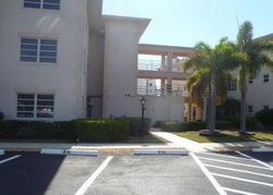 Pre-foreclosure Listing in THE ESPLANADE N APT B4 VENICE, FL 34285