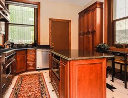 Pre-foreclosure in  N LA SALLE DR Chicago, IL 60610