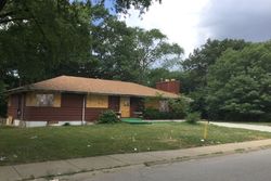 Pre-foreclosure in  WOODLAWN AVE Dolton, IL 60419