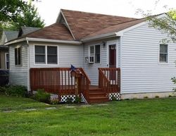 Pre-foreclosure Listing in CARTER AVE MIDDLETOWN, NJ 07748