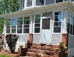 Pre-foreclosure in  THORN ST Rahway, NJ 07065