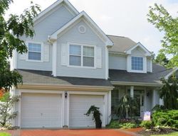 Pre-foreclosure in  CROWN CIR Lakewood, NJ 08701