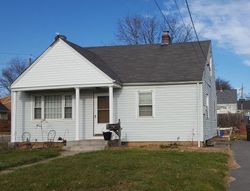 Pre-foreclosure Listing in EBERLY PL FORDS, NJ 08863