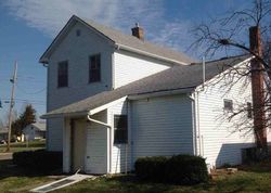 Pre-foreclosure in  N LOCUST ST Loda, IL 60948