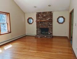 Pre-foreclosure Listing in GLENVIEW ST UPTON, MA 01568