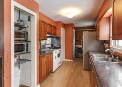 Pre-foreclosure in  PEACH TREE LN Elk Grove Village, IL 60007