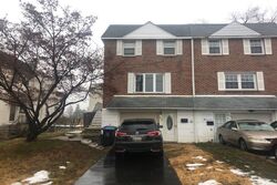 Pre-foreclosure in  GARY LN Norristown, PA 19401