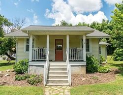 Pre-foreclosure Listing in NEW HAW CREEK RD ASHEVILLE, NC 28805