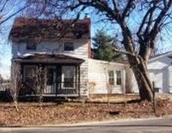 Pre-foreclosure Listing in KAISER DR LAWRENCEBURG, IN 47025