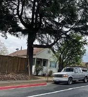 Pre-foreclosure in  DENKINGER RD Concord, CA 94521