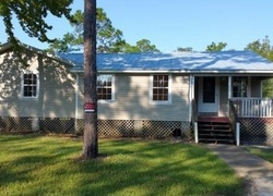 Pre-foreclosure in  SW 102ND TER Cedar Key, FL 32625