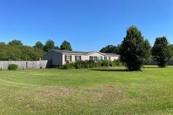 Pre-foreclosure in  LIVE OAK CT Kenly, NC 27542