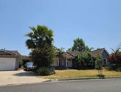 Pre-foreclosure Listing in LEMORAN AVE DOWNEY, CA 90240
