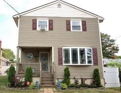 Pre-foreclosure Listing in EAST AVE SEWAREN, NJ 07077