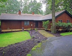 Pre-foreclosure in  RIVERDALE AVE E Eatontown, NJ 07724