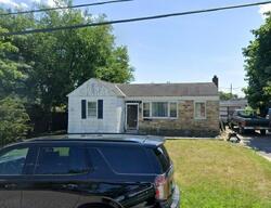 Pre-foreclosure in  FRANKLIN ST Patchogue, NY 11772