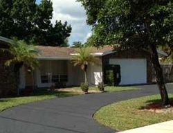 Pre-foreclosure in  N BEL AIR DR Fort Lauderdale, FL 33317