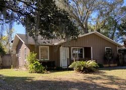 Pre-foreclosure in  W WALNUT ST Lakeland, FL 33815