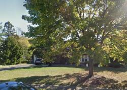 Pre-foreclosure in  HERITAGE DR Freehold, NJ 07728