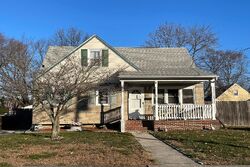 Pre-foreclosure in  RIDGLEY ST Mount Holly, NJ 08060