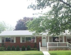 Pre-foreclosure in  S MANOR DR Lansing, IL 60438
