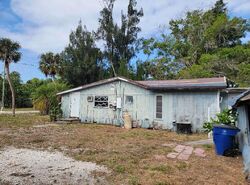 Pre-foreclosure in  POWELL DR North Fort Myers, FL 33917