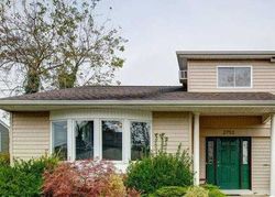 Pre-foreclosure Listing in WYNSUM AVE MERRICK, NY 11566