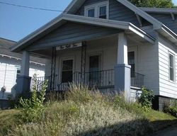 Pre-foreclosure in  MAPLEHURST AVE Syracuse, NY 13208
