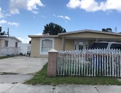 Pre-foreclosure in  W KNOLLWOOD ST Tampa, FL 33614