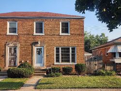 Pre-foreclosure in  MADISON ST Bellwood, IL 60104