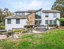 Pre-foreclosure in  CEDARFIELD TER Saint James, NY 11780