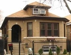 Pre-foreclosure in  W BLOOMINGDALE AVE Chicago, IL 60639