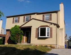 Pre-foreclosure in  CRESCENT HILL DR Havertown, PA 19083