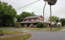 Pre-foreclosure in  CASSADY ST Umatilla, FL 32784