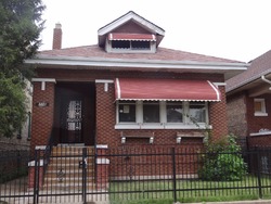 Pre-foreclosure in  S BISHOP ST Chicago, IL 60620
