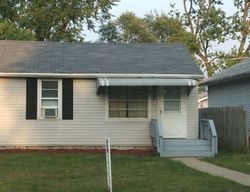 Pre-foreclosure in  N MONROE AVE Bradley, IL 60915
