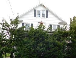 Pre-foreclosure Listing in WEST AVE LYNDONVILLE, NY 14098