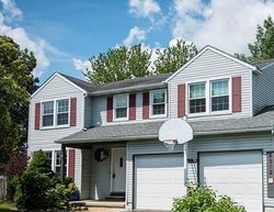  Plum Yew Cir, Liverpool NY