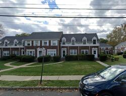 Pre-foreclosure in  ELMWOOD AVE Maplewood, NJ 07040