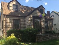 Pre-foreclosure Listing in LAWRENCE AVE LYNBROOK, NY 11563