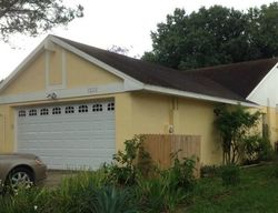 Pre-foreclosure in  HOLLOWELL DR Tampa, FL 33634