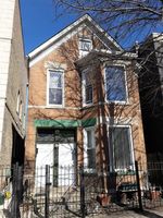 Pre-foreclosure in  N OAKLEY AVE Chicago, IL 60647