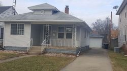 Pre-foreclosure in  E FAIRVIEW AVE South Bend, IN 46614