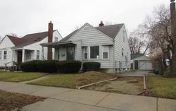 Pre-foreclosure Listing in STERLING CENTER LINE, MI 48015